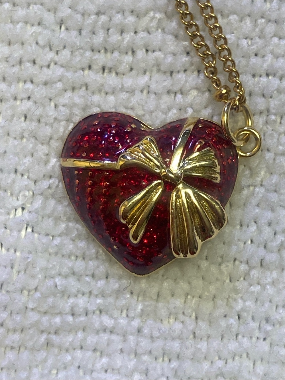 Red Heart Gold Tone Fashion Necklace - Picture 9 of 9